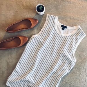 • J C R E W • T A N K